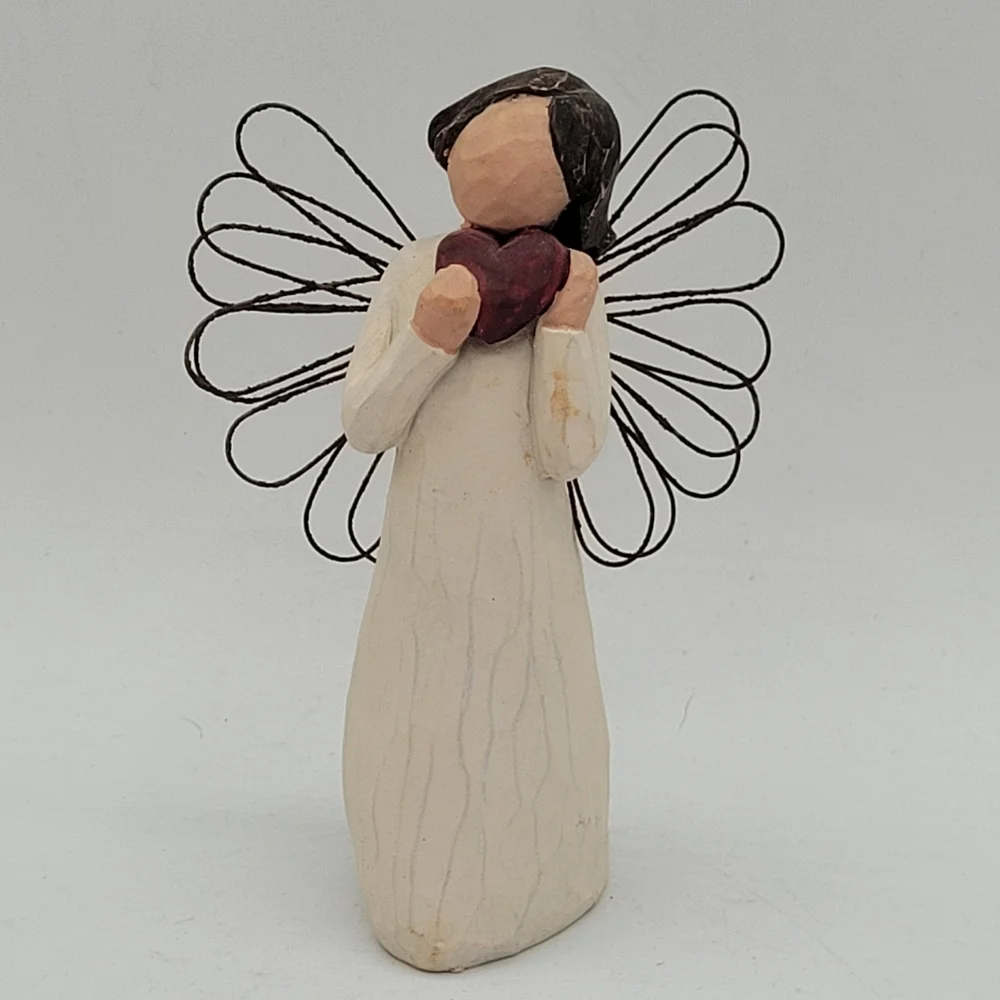 Willow Tree 5โ Angel of the Heart - Picture 1 of 13